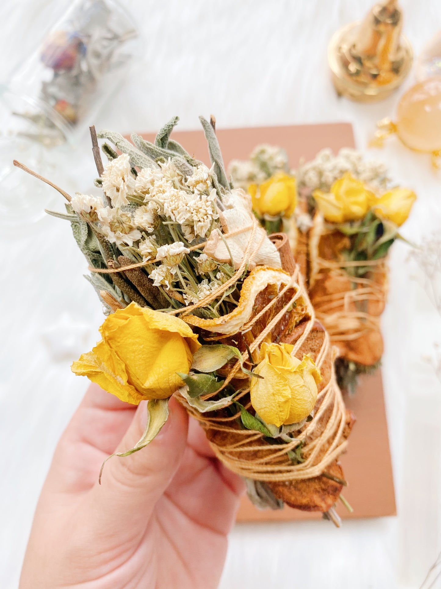 Spiced Autumnal Forage Bundles